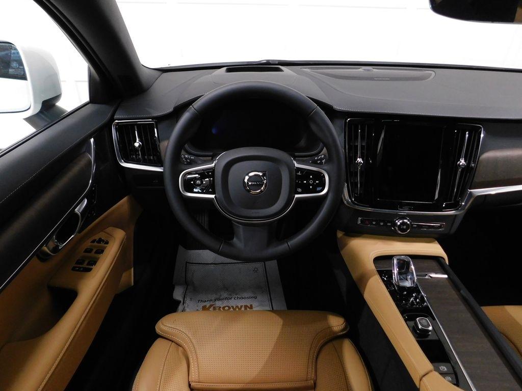 Volvo V90 Cross Country B6 Ultra 2026