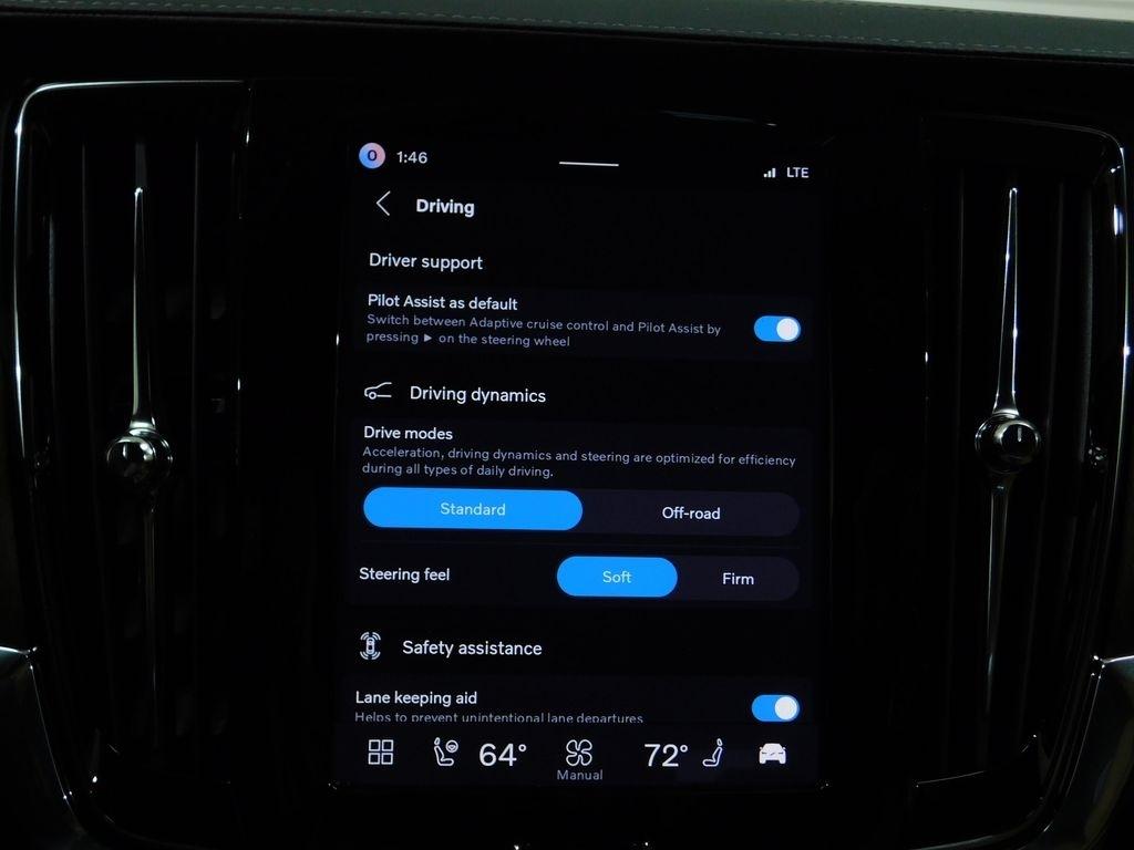 Volvo V90 Cross Country B6 Ultra 2026