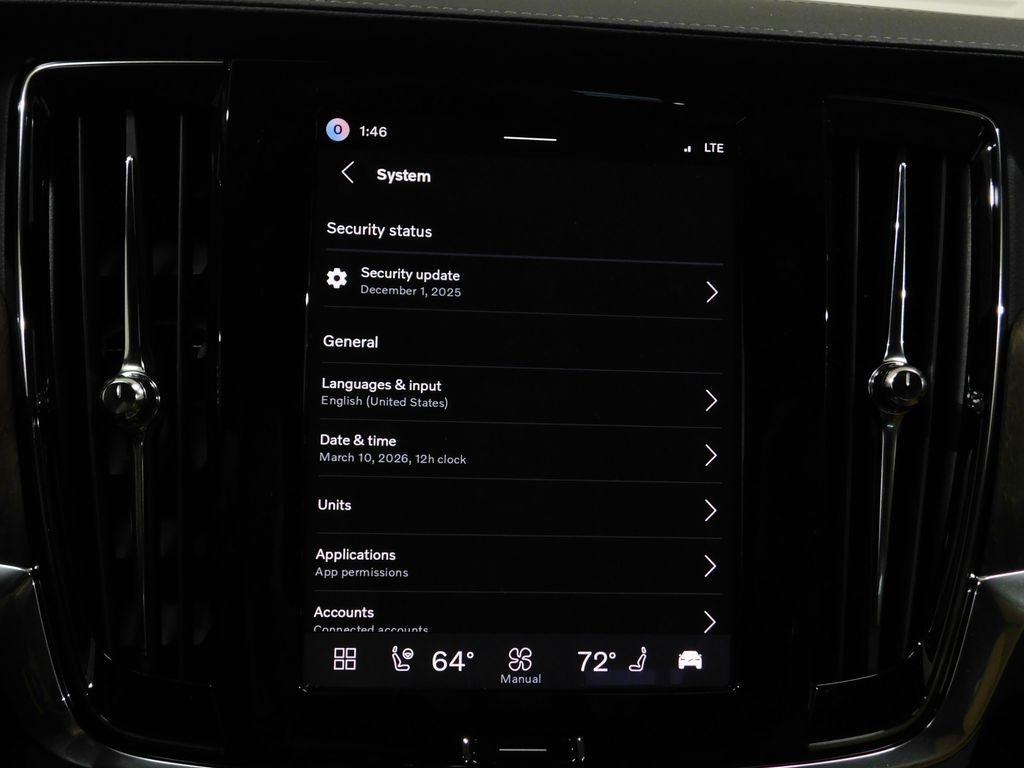 Volvo V90 Cross Country B6 Ultra 2026