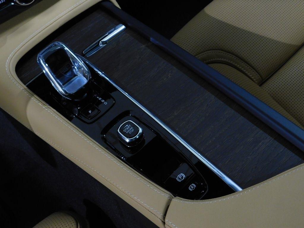 Volvo V90 Cross Country B6 Ultra 2026