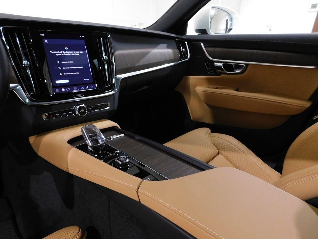 Volvo V90 Cross Country B6 Ultra 2026