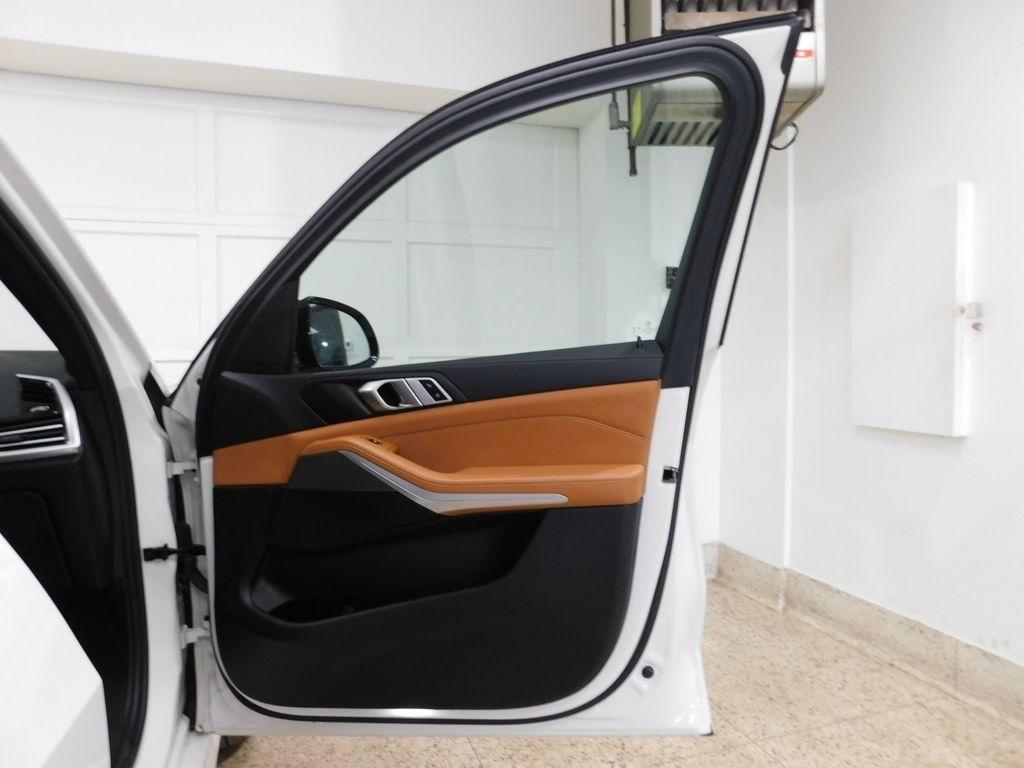 BMW X5 xDrive40i 2022