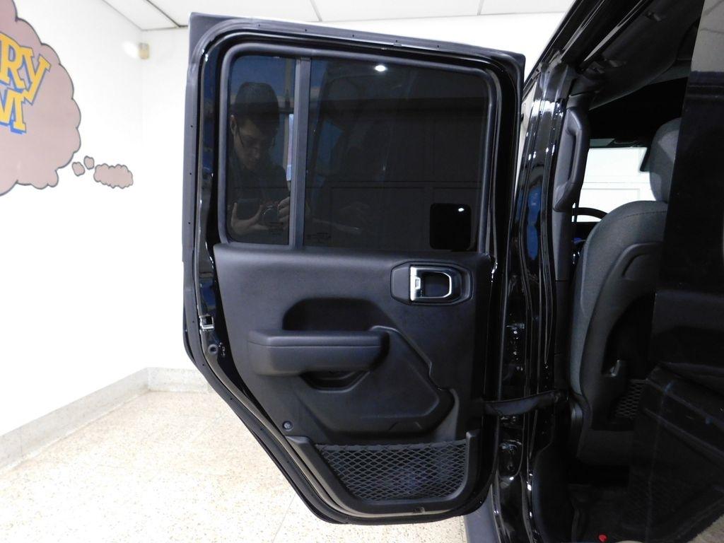 Jeep Wrangler Rubicon 2024