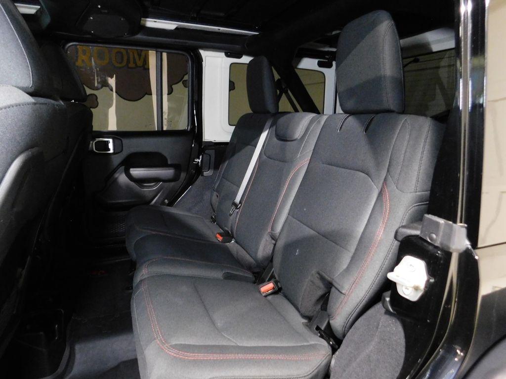 Jeep Wrangler Rubicon 2024