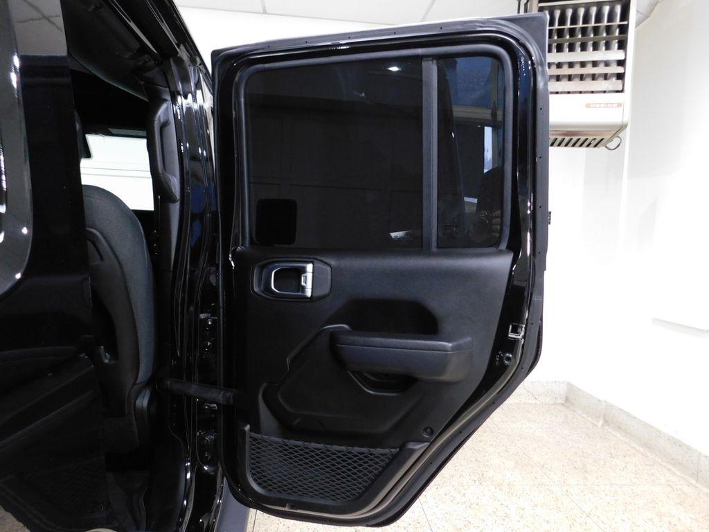 Jeep Wrangler Rubicon 2024