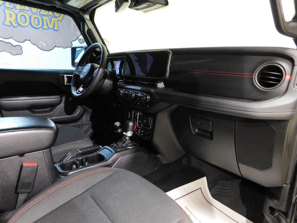 Jeep Wrangler Rubicon 2024