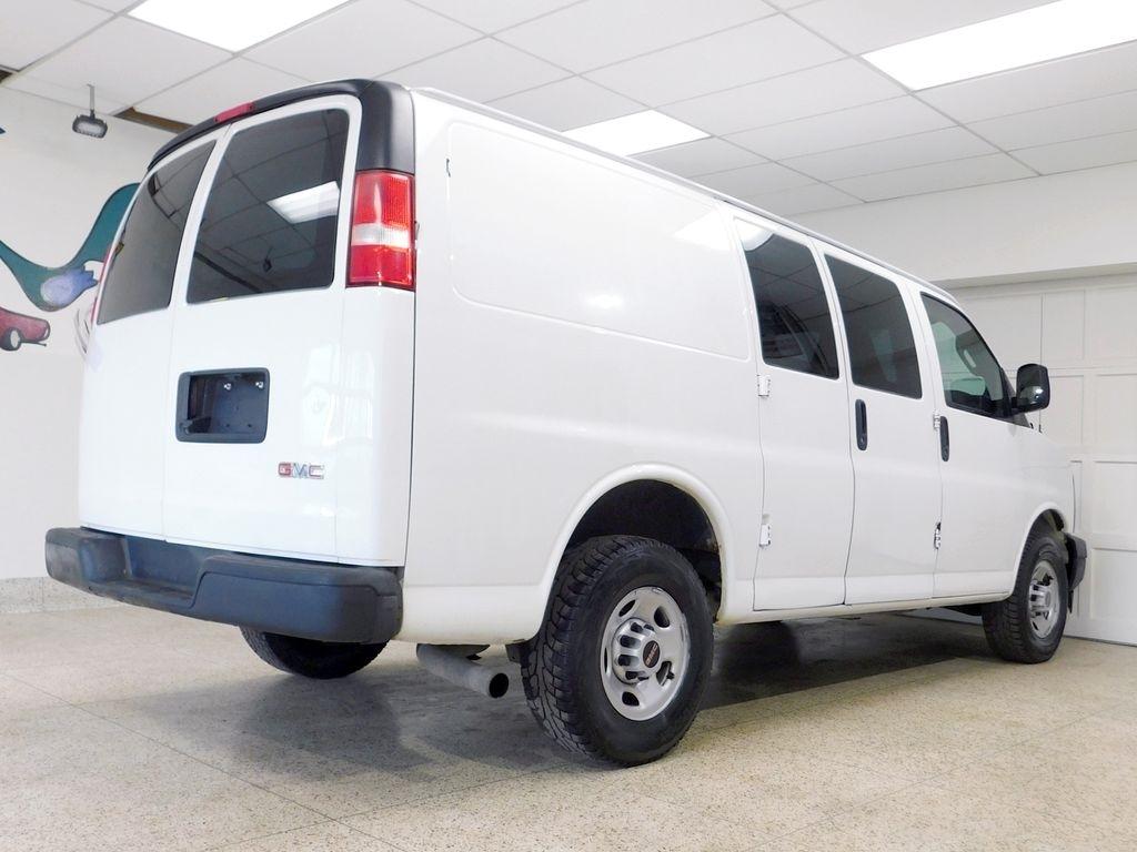 GMC Savana G2500 Cargo 2017