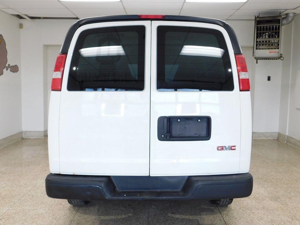 GMC Savana G2500 Cargo 2017