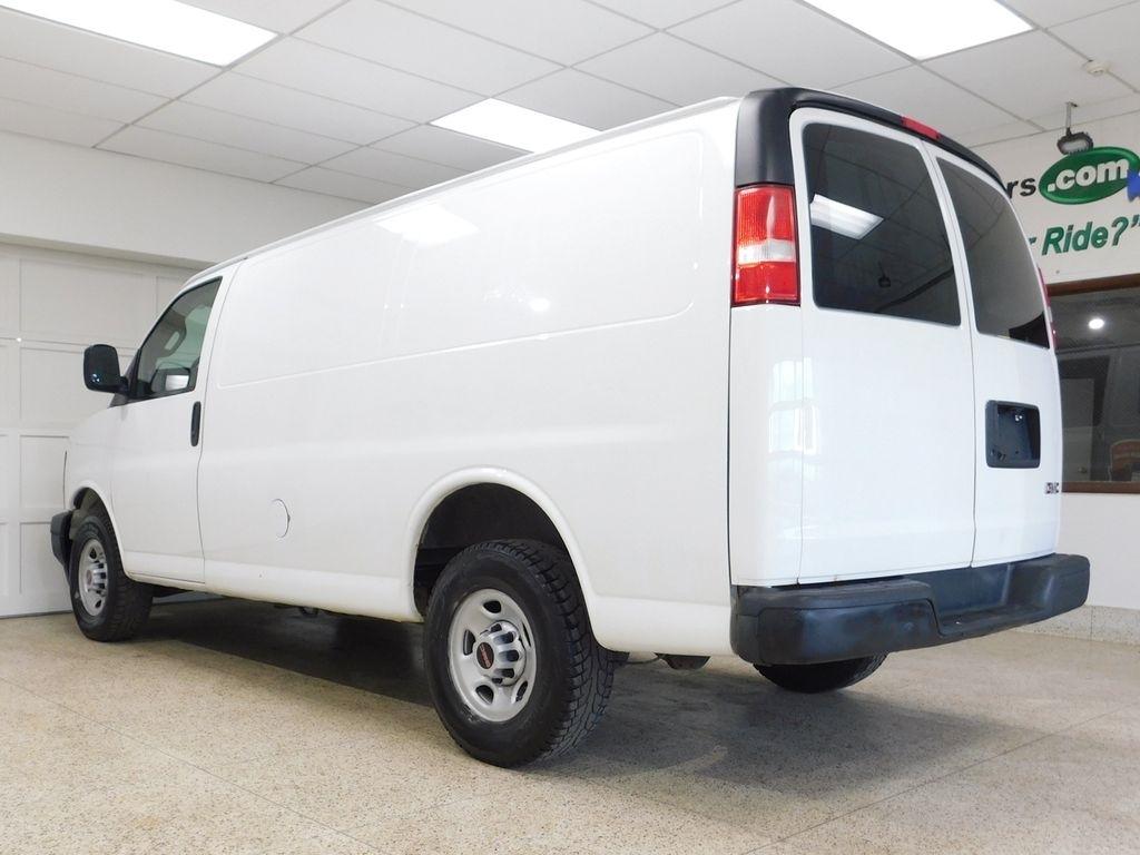 GMC Savana G2500 Cargo 2017