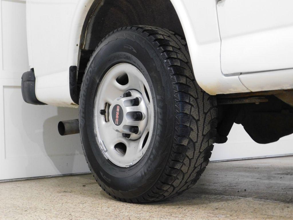 GMC Savana G2500 Cargo 2017