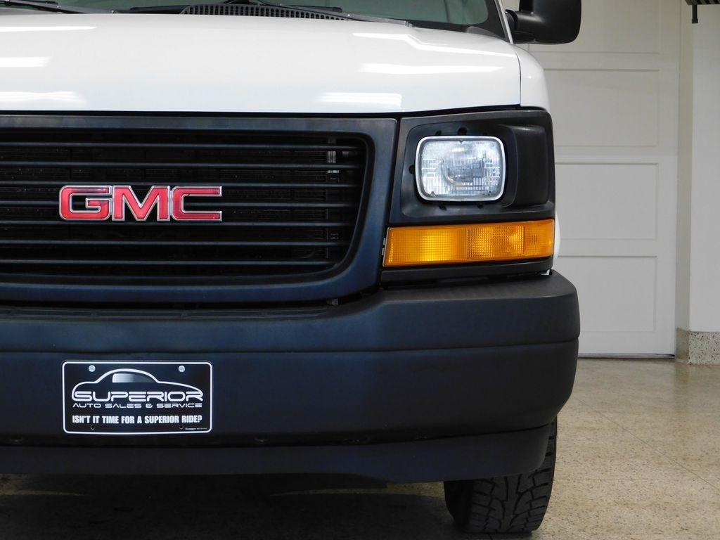GMC Savana G2500 Cargo 2017