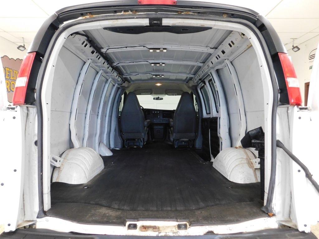 GMC Savana G2500 Cargo 2017