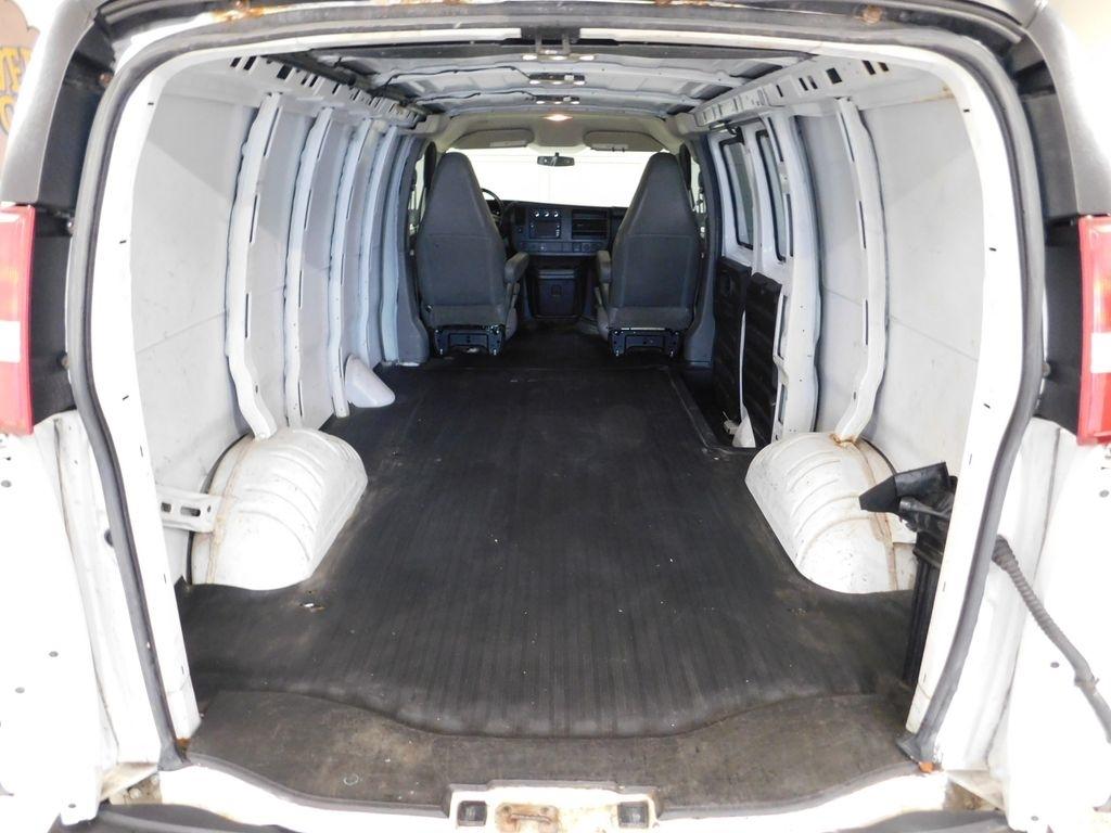 GMC Savana G2500 Cargo 2017