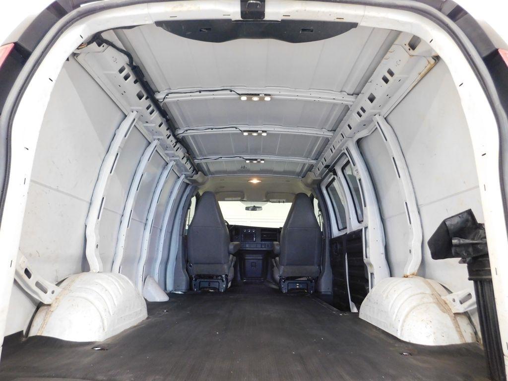 GMC Savana G2500 Cargo 2017