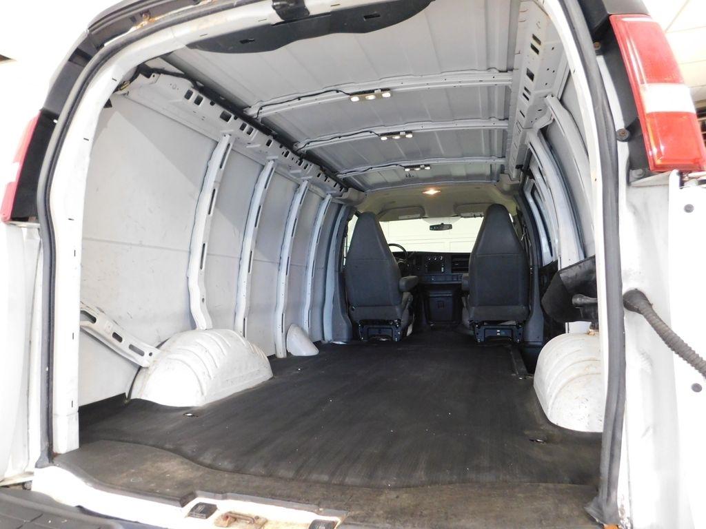 GMC Savana G2500 Cargo 2017