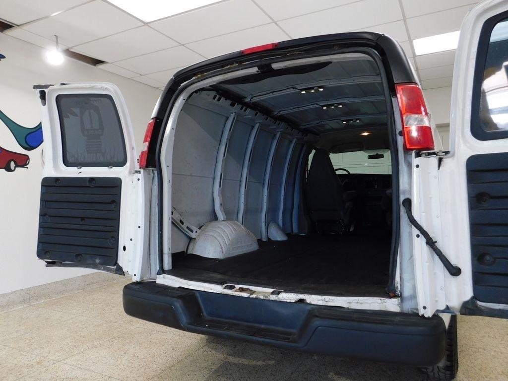GMC Savana G2500 Cargo 2017