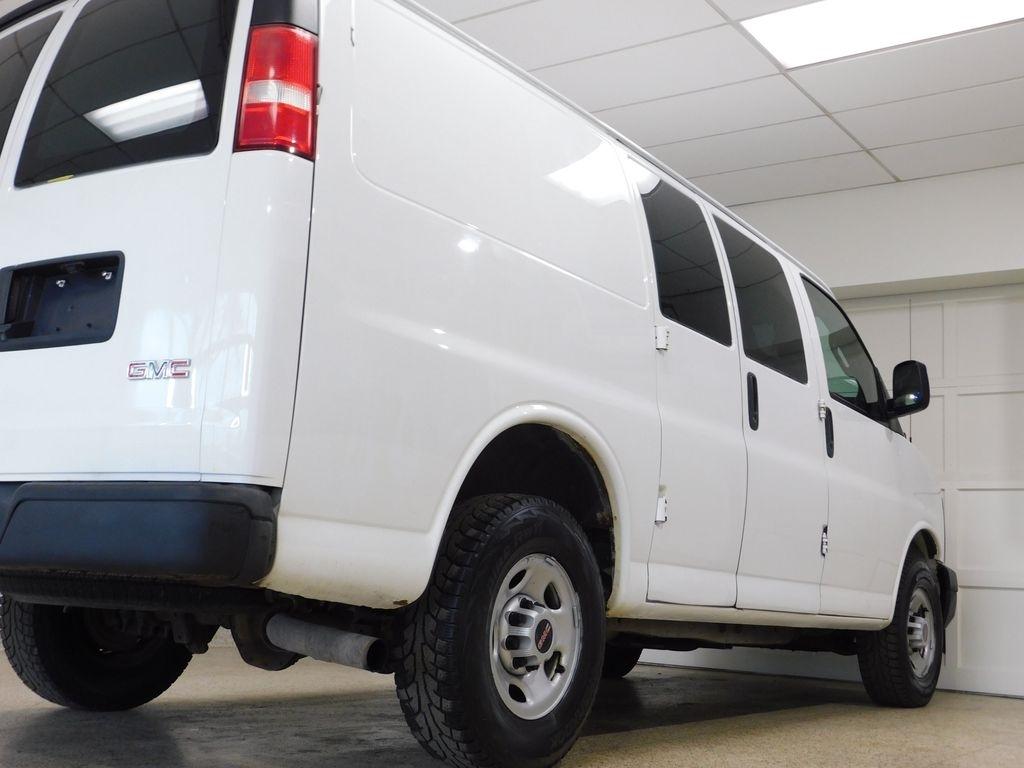 GMC Savana G2500 Cargo 2017