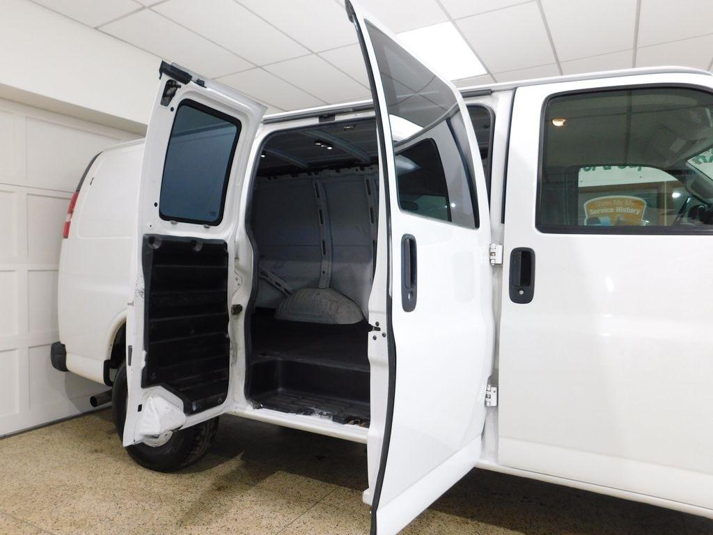 GMC Savana G2500 Cargo 2017