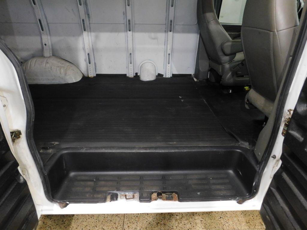 GMC Savana G2500 Cargo 2017