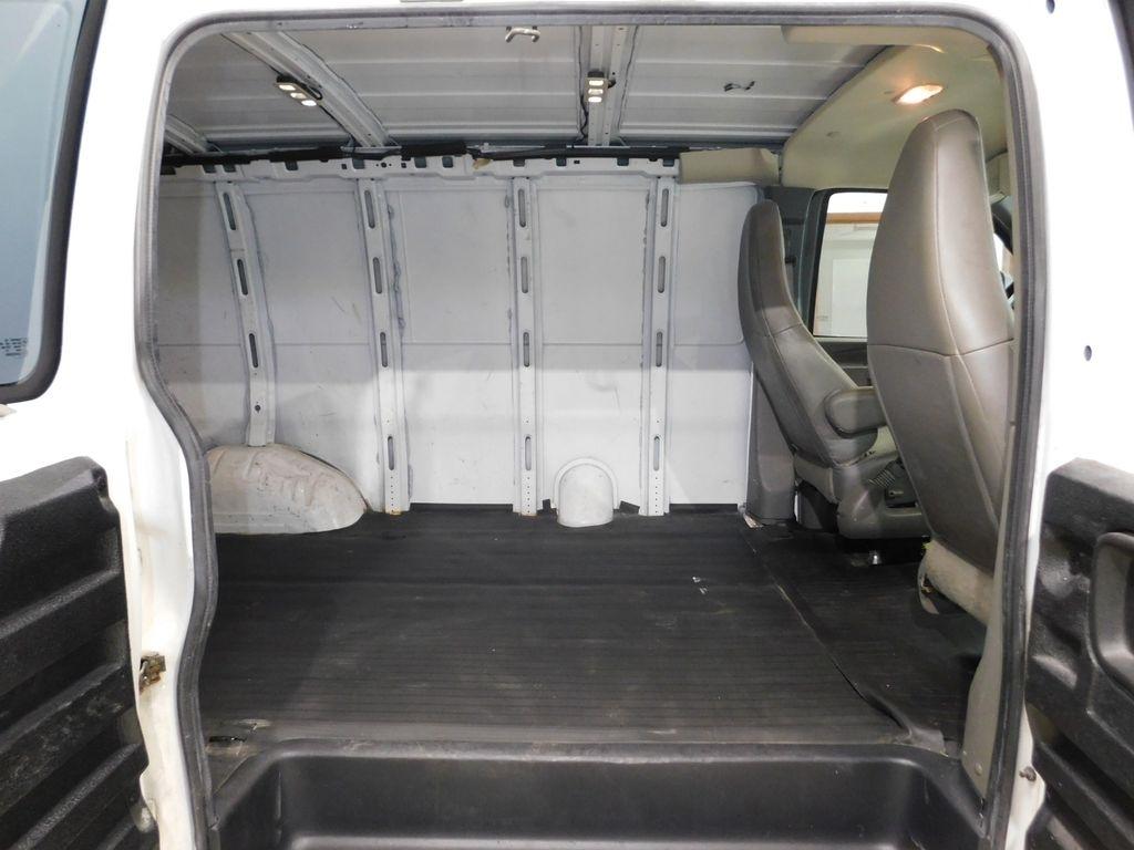 GMC Savana G2500 Cargo 2017