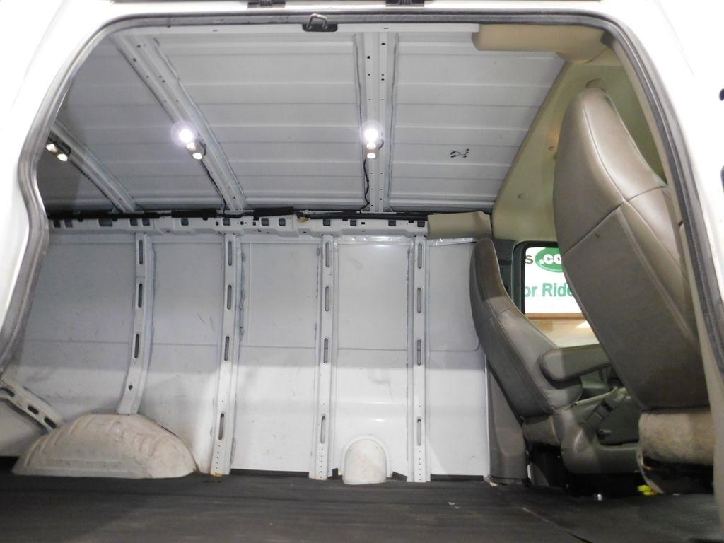 GMC Savana G2500 Cargo 2017