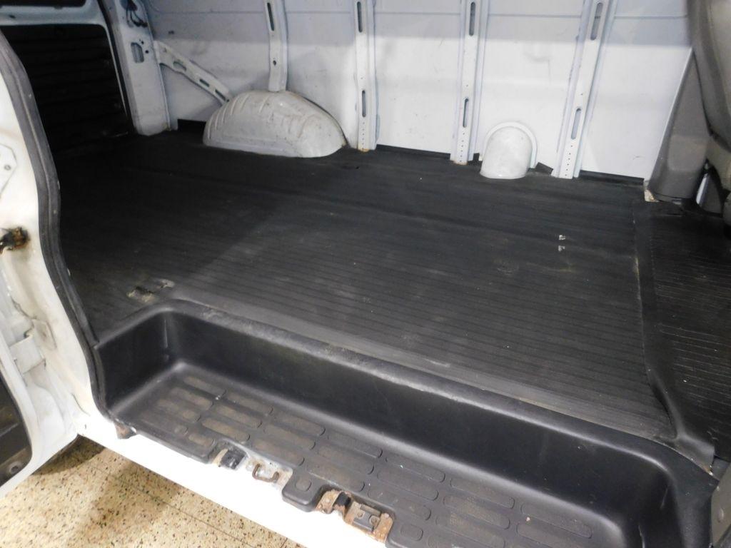 GMC Savana G2500 Cargo 2017