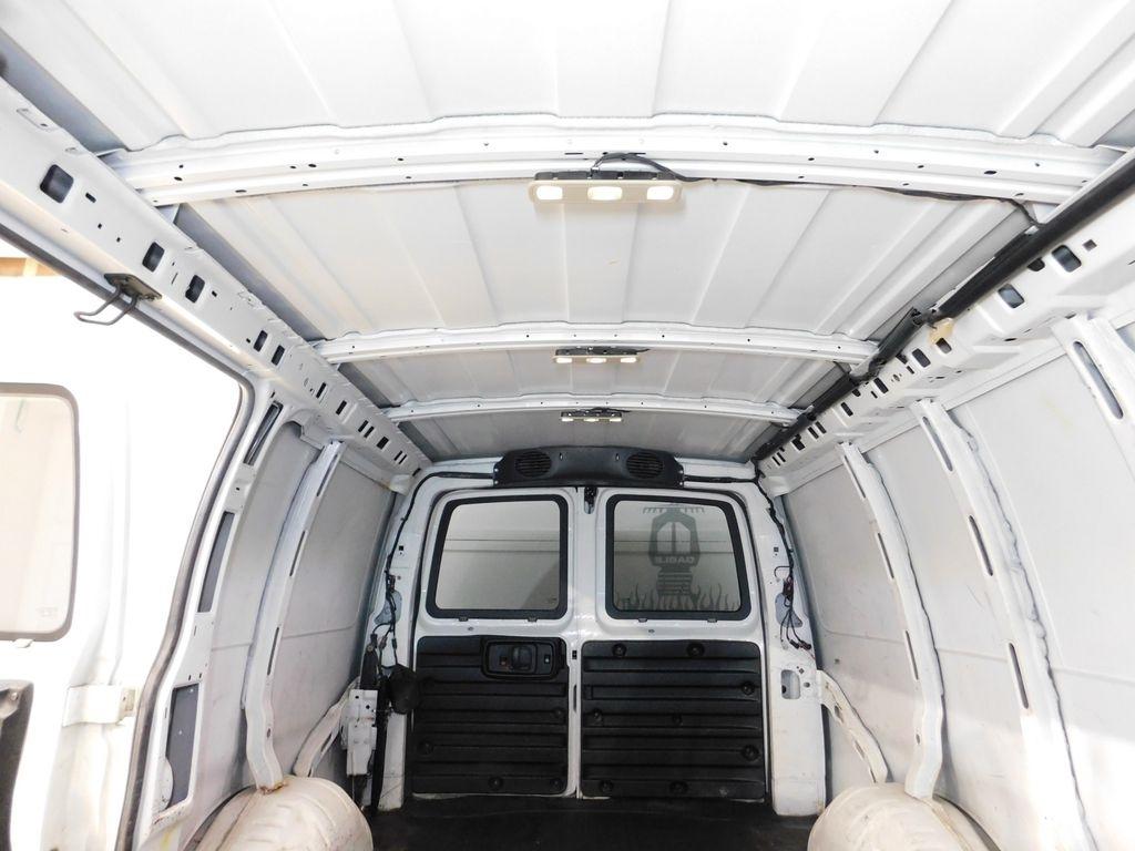 GMC Savana G2500 Cargo 2017