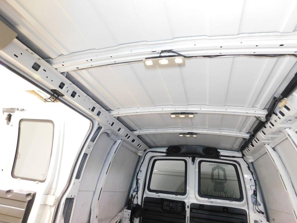 GMC Savana G2500 Cargo 2017