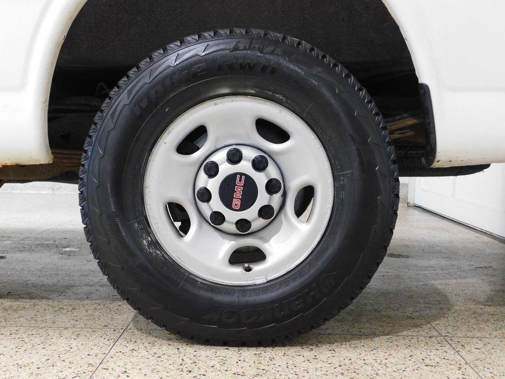 GMC Savana G2500 Cargo 2017