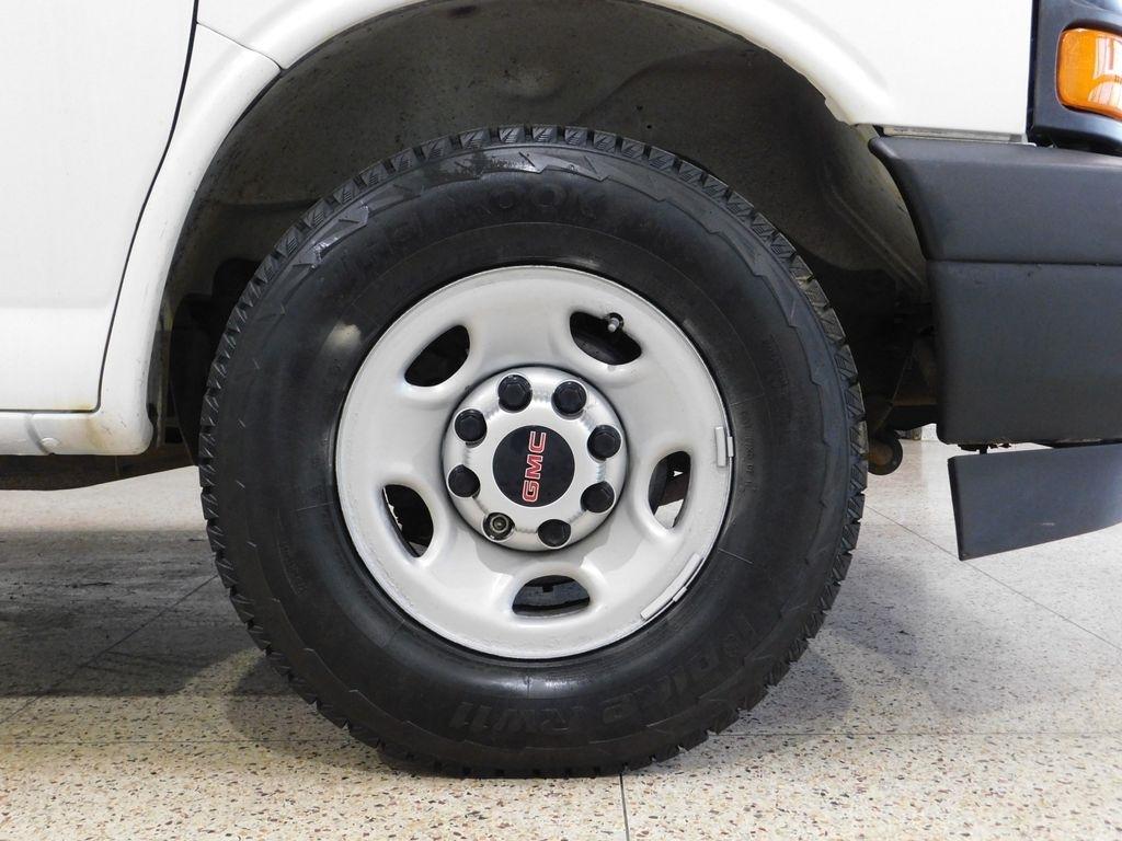 GMC Savana G2500 Cargo 2017