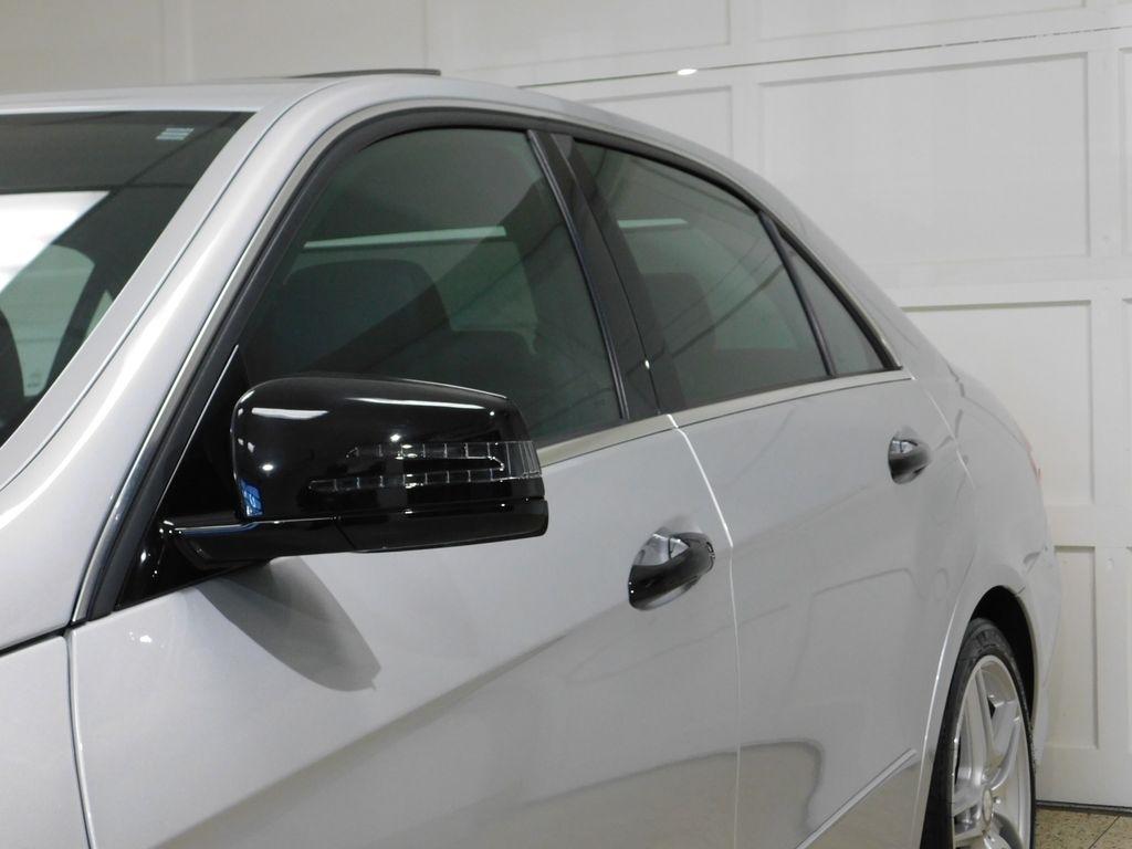 Mercedes-Benz E-Class E350 4MATIC Sedan 2013