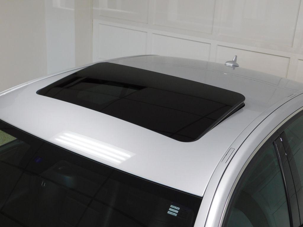 Mercedes-Benz E-Class E350 4MATIC Sedan 2013