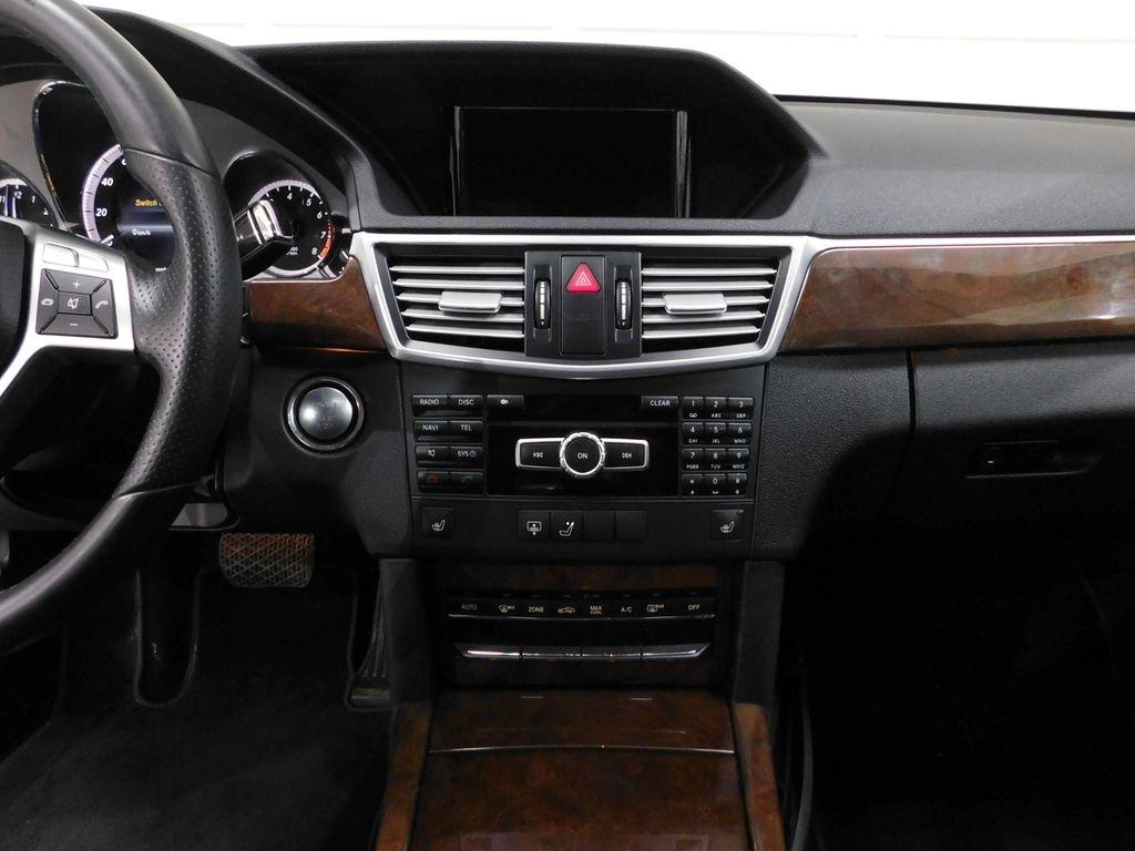 Mercedes-Benz E-Class E350 4MATIC Sedan 2013