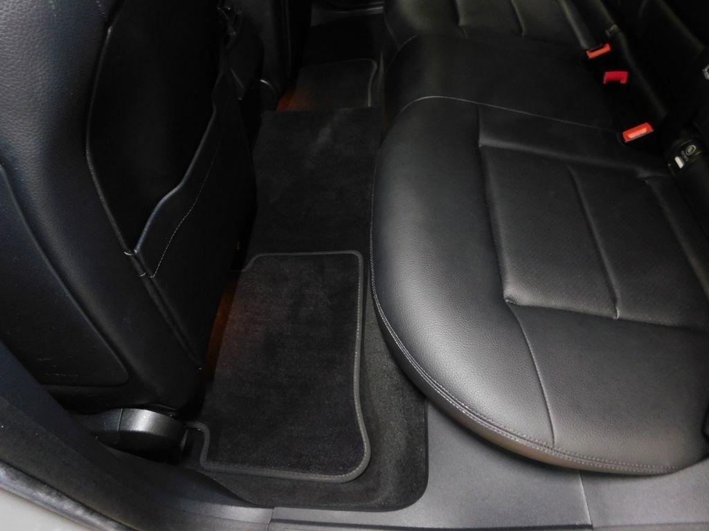 Mercedes-Benz E-Class E350 4MATIC Sedan 2013