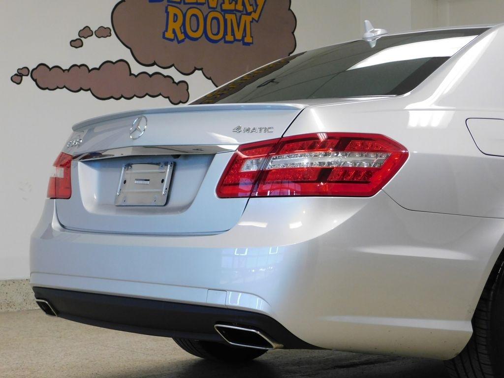 Mercedes-Benz E-Class E350 4MATIC Sedan 2013