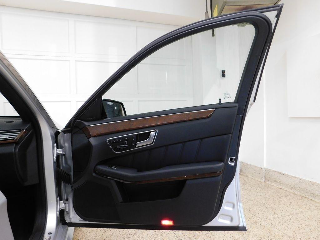 Mercedes-Benz E-Class E350 4MATIC Sedan 2013