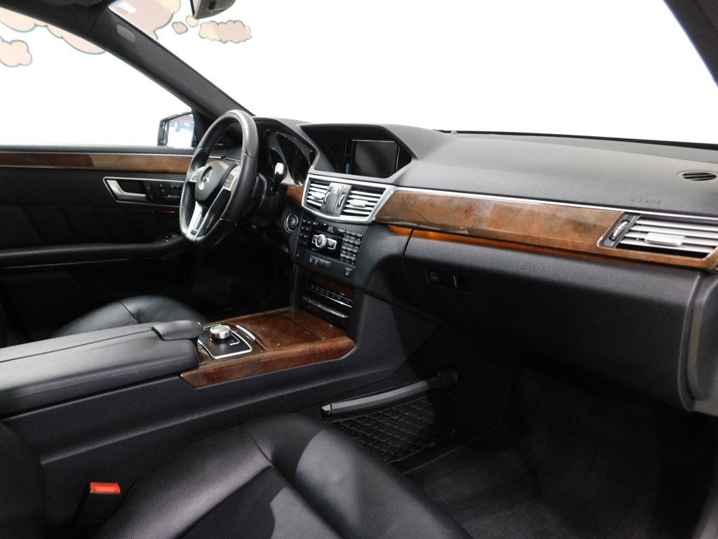 Mercedes-Benz E-Class E350 4MATIC Sedan 2013