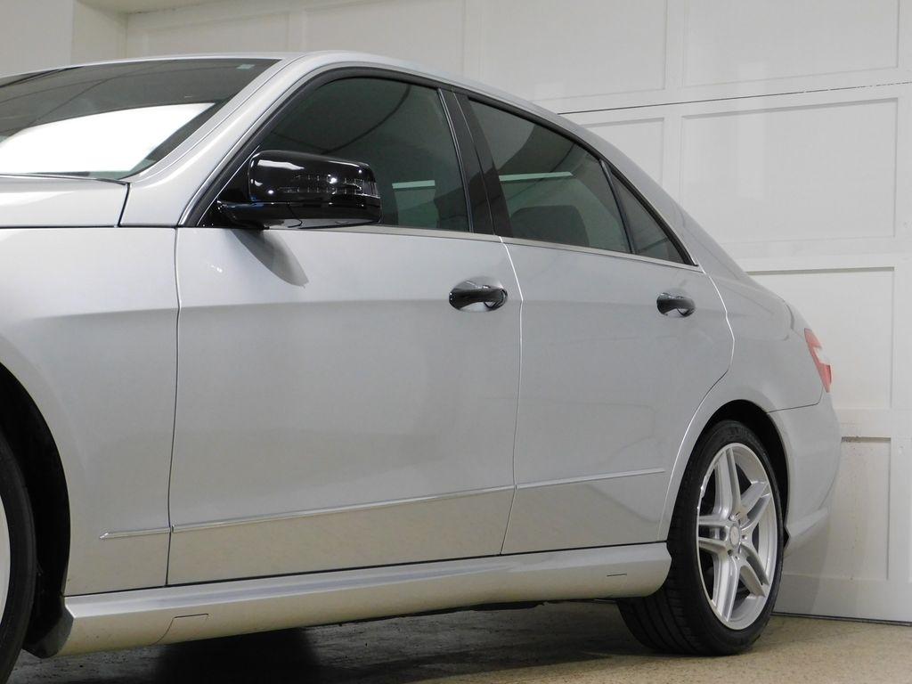 Mercedes-Benz E-Class E350 4MATIC Sedan 2013