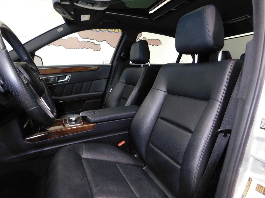 Mercedes-Benz E-Class E350 4MATIC Sedan 2013
