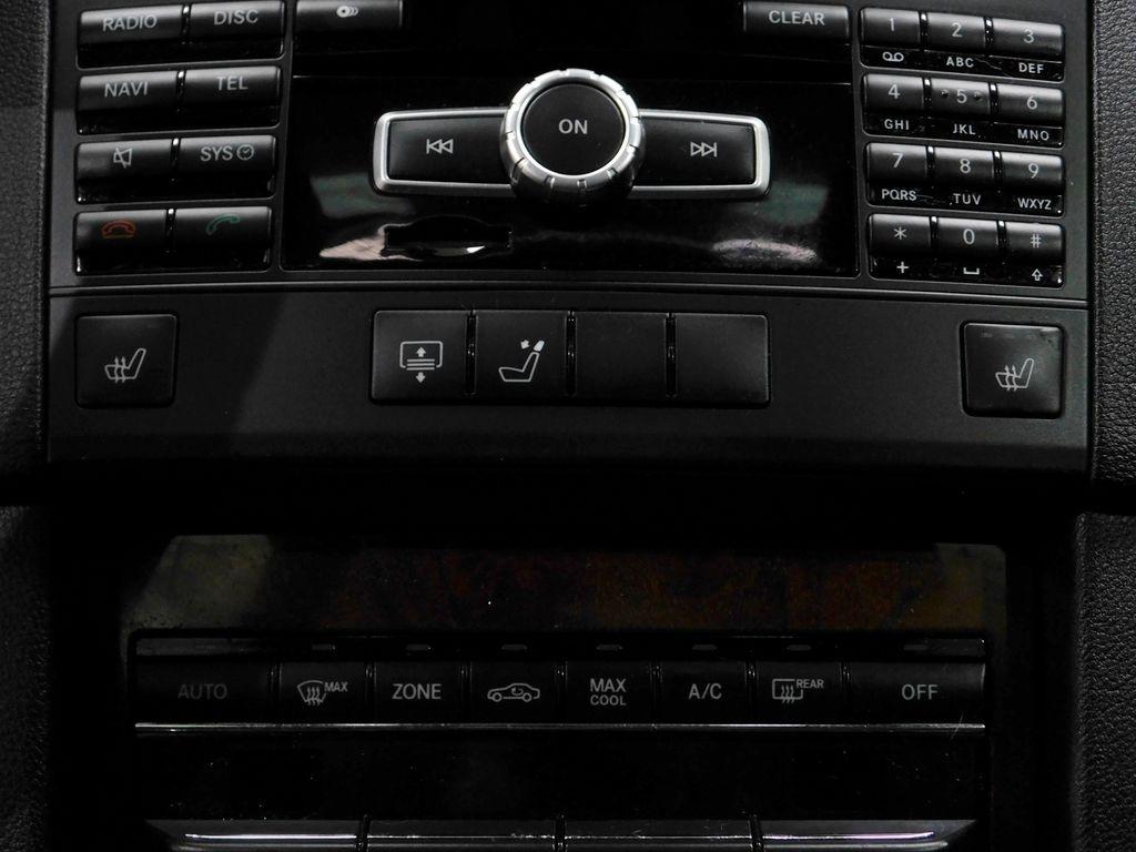 Mercedes-Benz E-Class E350 4MATIC Sedan 2013