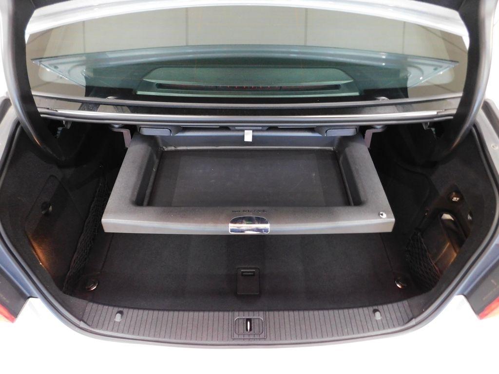 Mercedes-Benz E-Class E350 4MATIC Sedan 2013