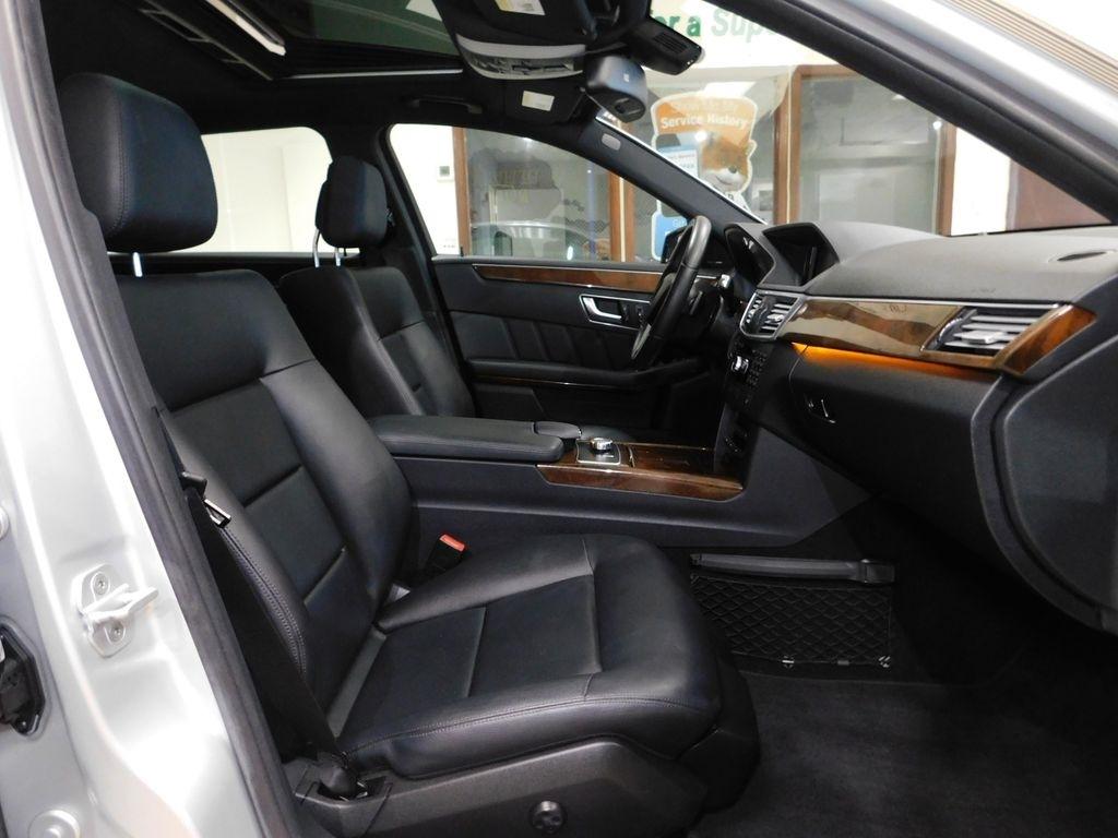Mercedes-Benz E-Class E350 4MATIC Sedan 2013