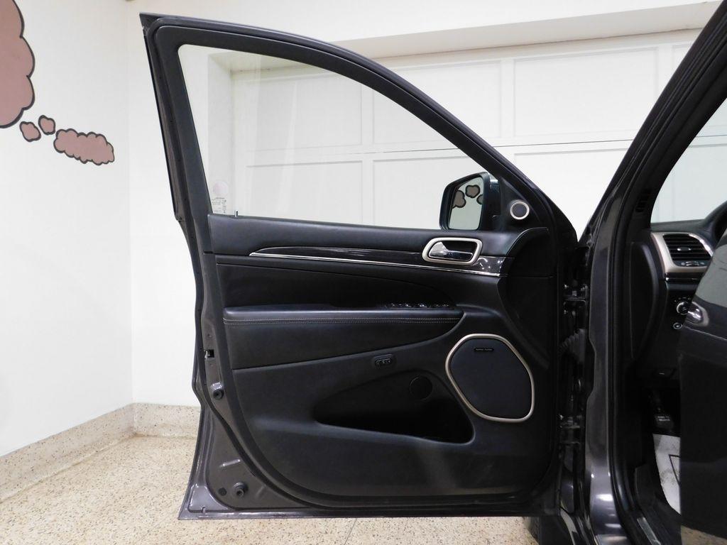 Jeep Grand Cherokee  2017