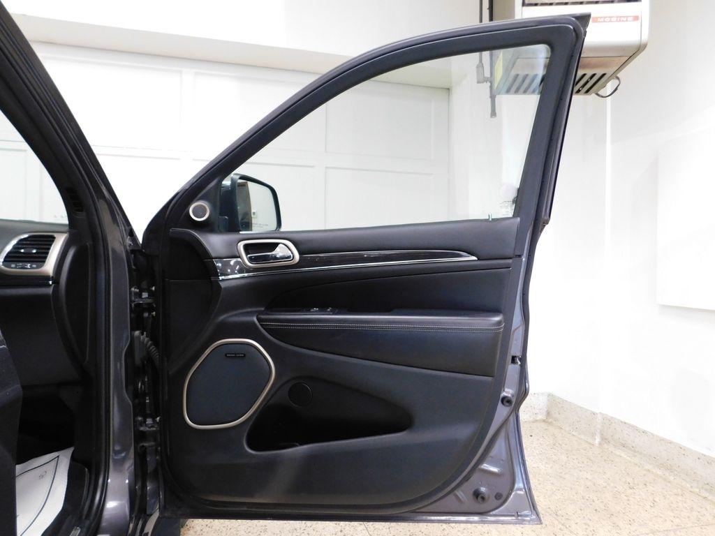 Jeep Grand Cherokee  2017