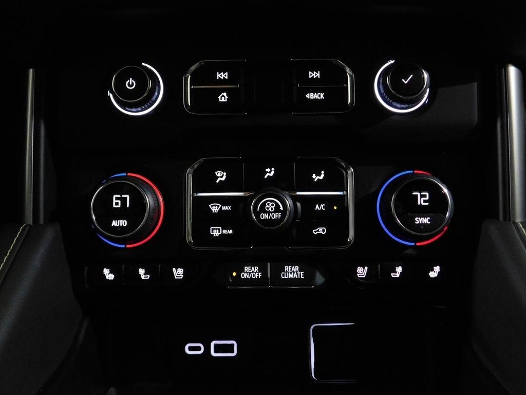 Chevrolet Tahoe Premier 4WD 2024