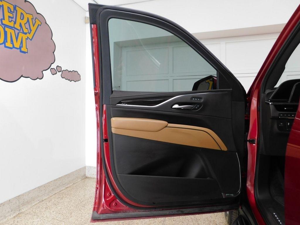 Cadillac Escalade Premium Luxury AWD 2024