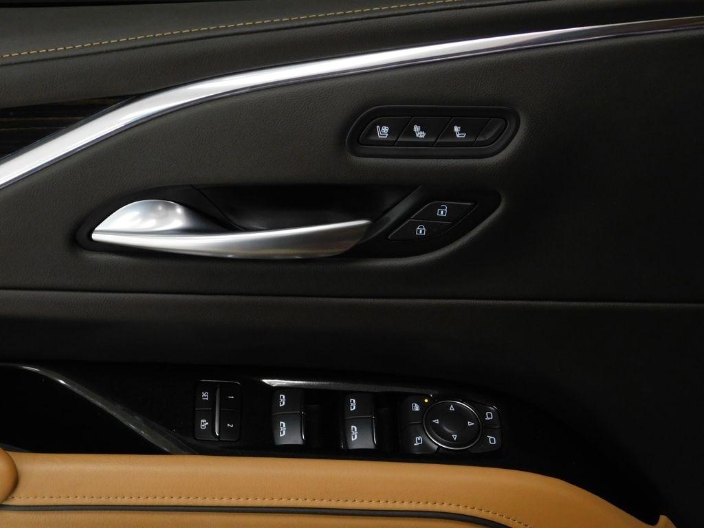 Cadillac Escalade Premium Luxury AWD 2024