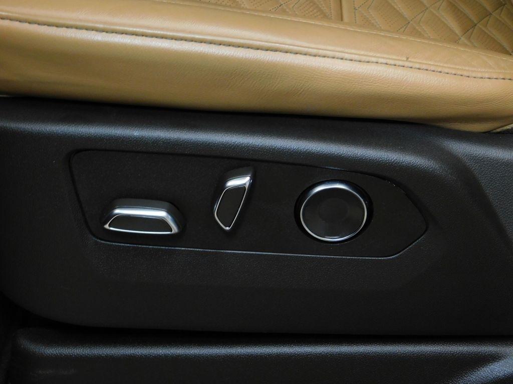 Cadillac Escalade Premium Luxury AWD 2024