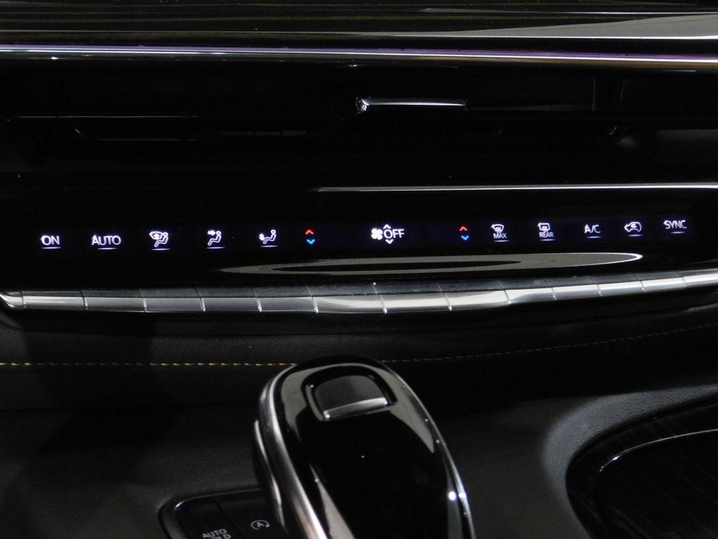 Cadillac Escalade Premium Luxury AWD 2024