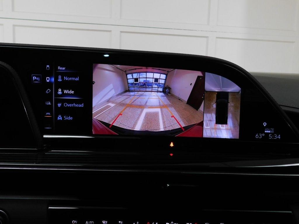 Cadillac Escalade Premium Luxury AWD 2024